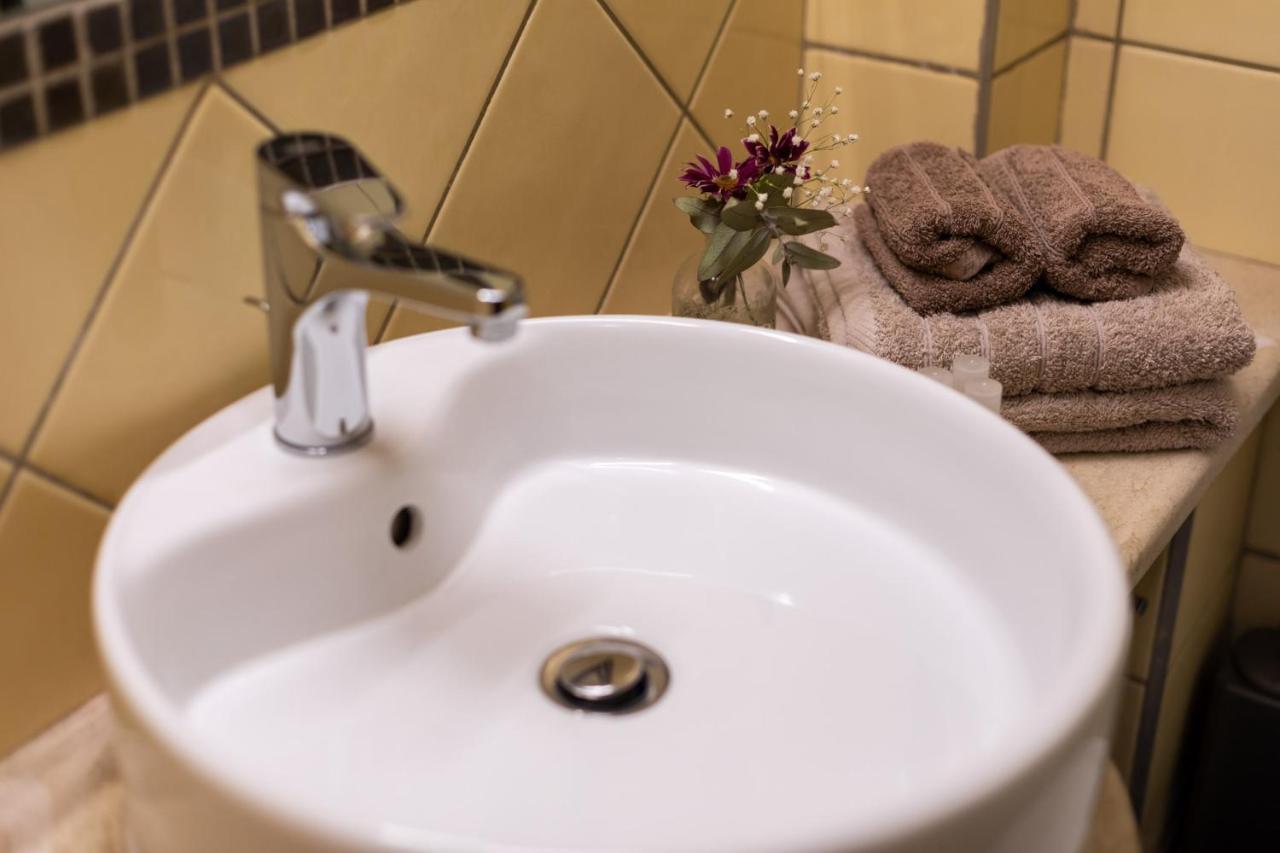 Arsas Suites Никити Екстериор снимка