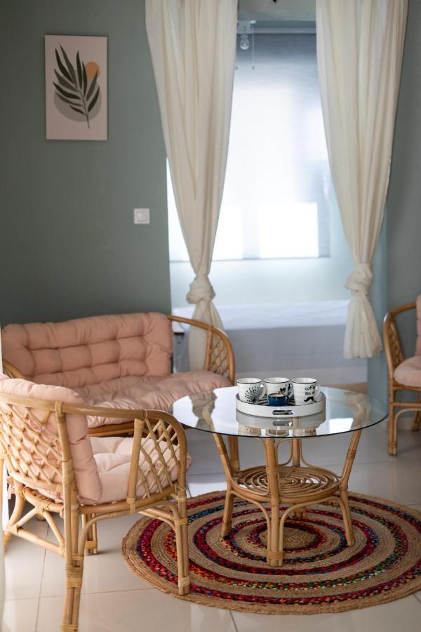 Arsas Suites Никити Екстериор снимка
